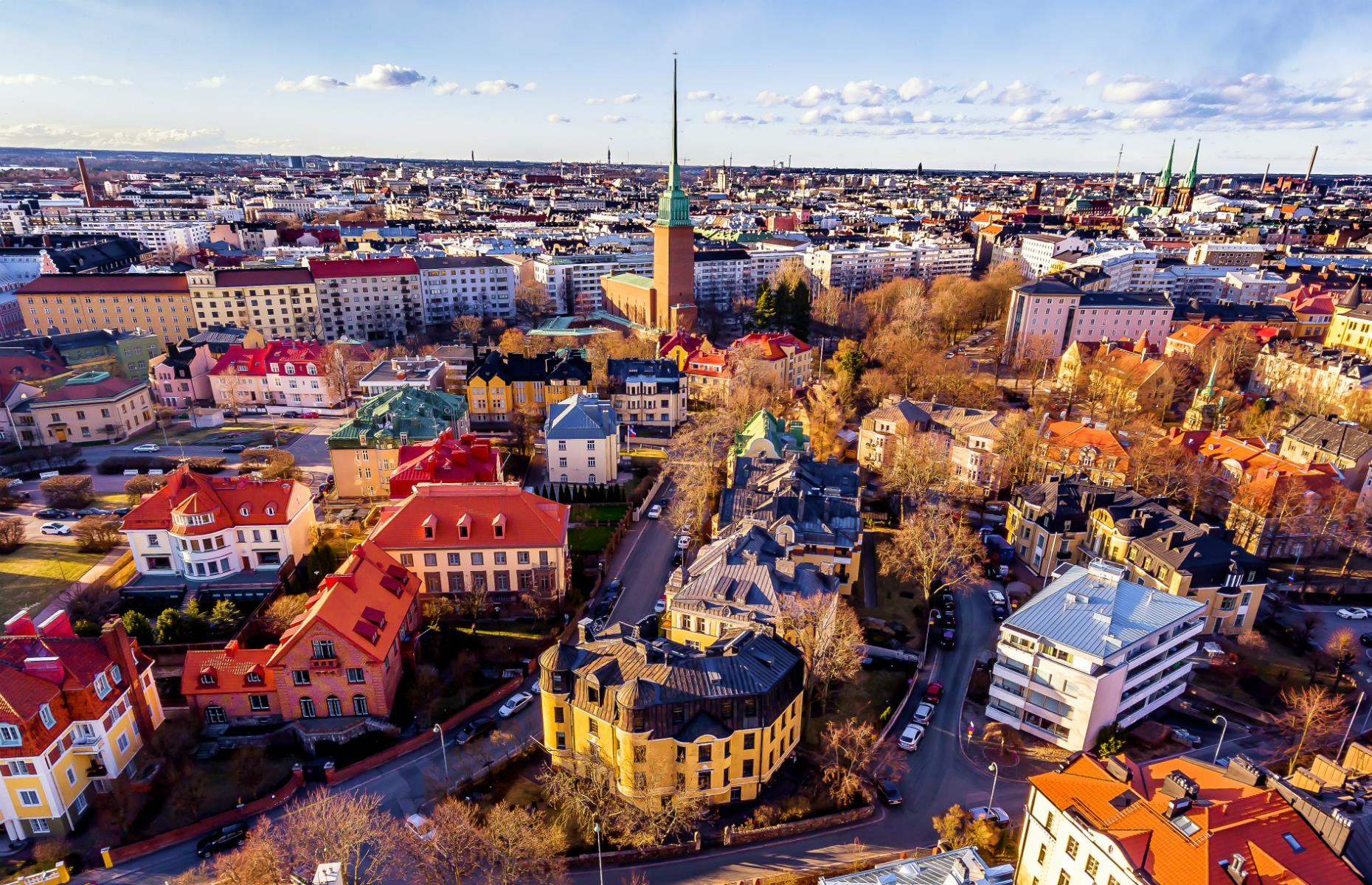 26th: Finland – 31.3 hrs/week 